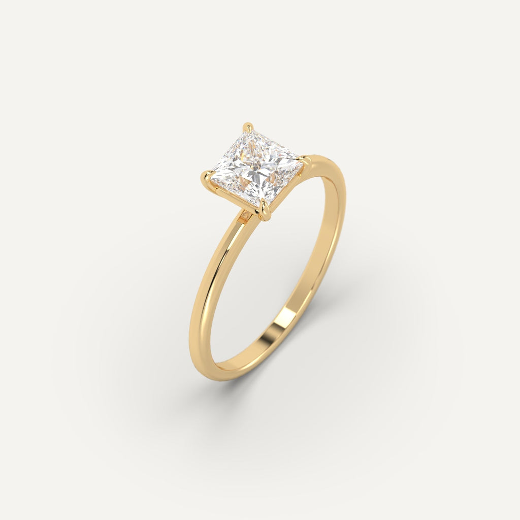 טבעת אירוסין זהב צהוב עם יהלום פרינסס 1 קראט