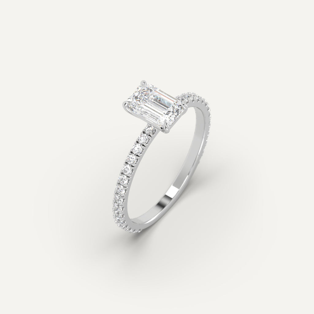 טבעת אירוסין זהב לבן עם יהלום אמרלד 1 קראט