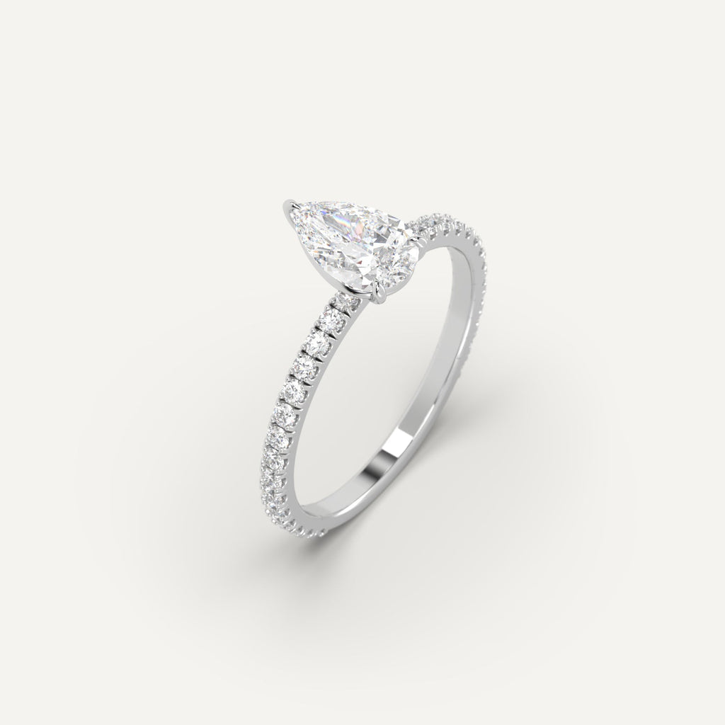 טבעת אירוסין זהב לבן עם יהלום טיפה 1 קראט