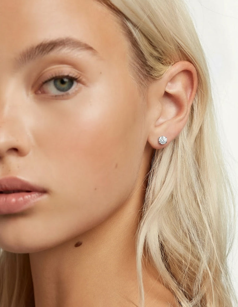 זוג עגילים צמודים לאוזן עם 1 קראט יהלומים